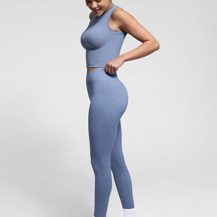 Wholesale Supportive Seamless Sports Top with Built-in Bra & Removable Cups.