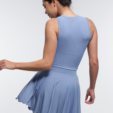 Wholesale Supportive Seamless Sports Top with Built-in Bra & Removable Cups.