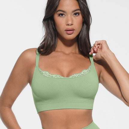 Wholesale Seamless Scoop Smooth Back Fat Bralettes Bras.